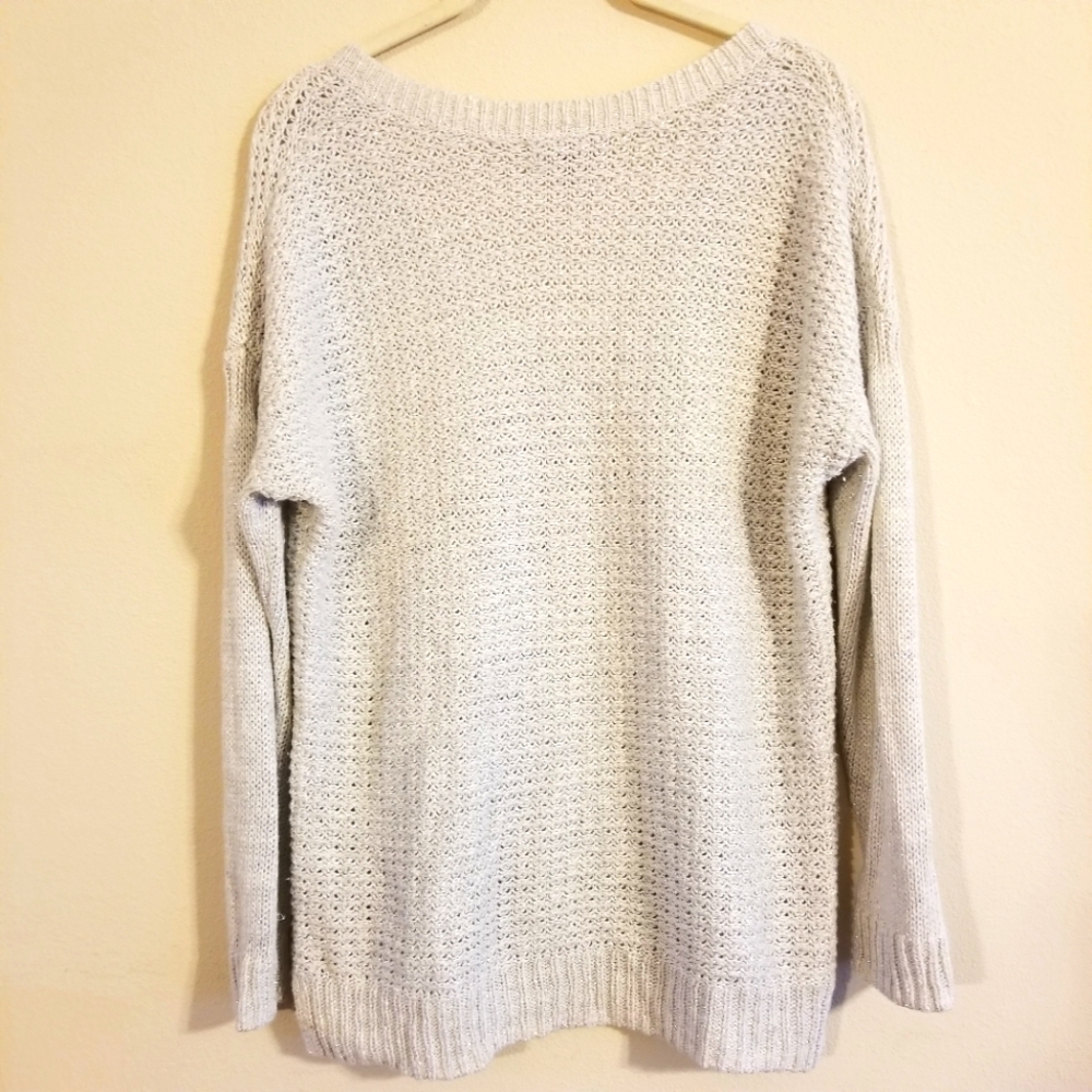 BANANA REPUBLIC CABLE KNIT V NECK SWEATER - Picture 3 of 7